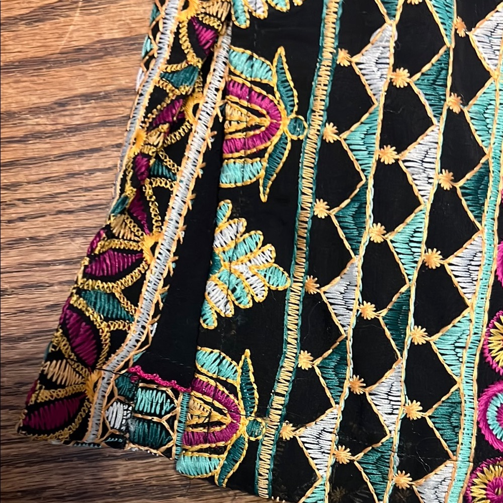 EUC Anthropologie Vanessa Virginia Moroccan Nights Embroidered  Pencil Skirt - Picture 6 of 10